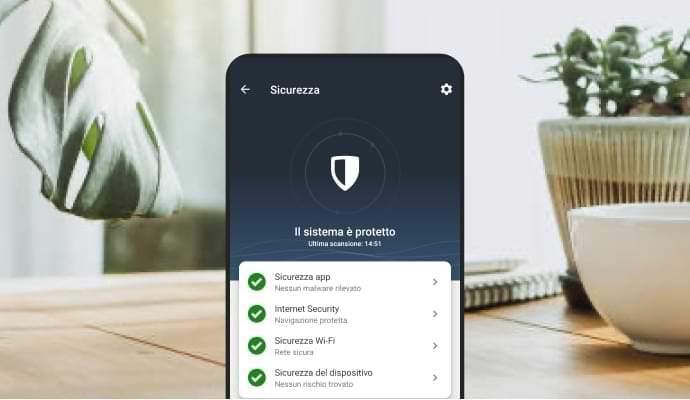 Telefono cellulare che mostra l’app Norton Mobile Security